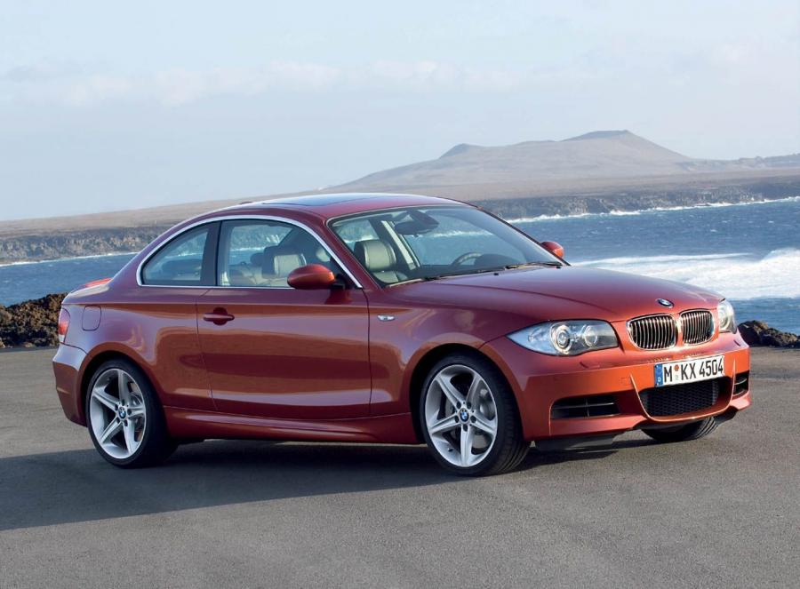  BMW 1-Series Coupe 2007 года  (фото 22 из 40)